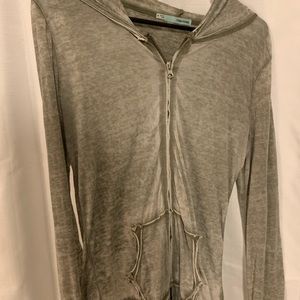 Breathable hoodie